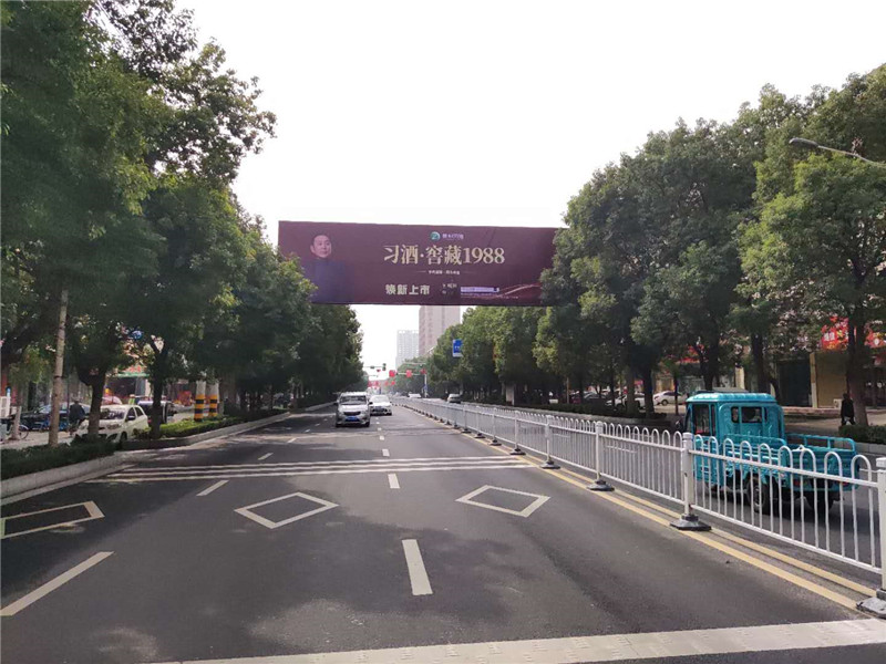 河南高速戶(hù)外廣告